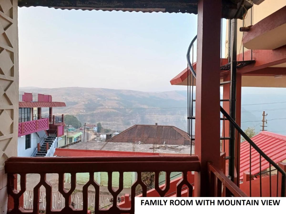 Odyssey'S Pateng Homestay, Čérápuňdží Exteriér fotografie
