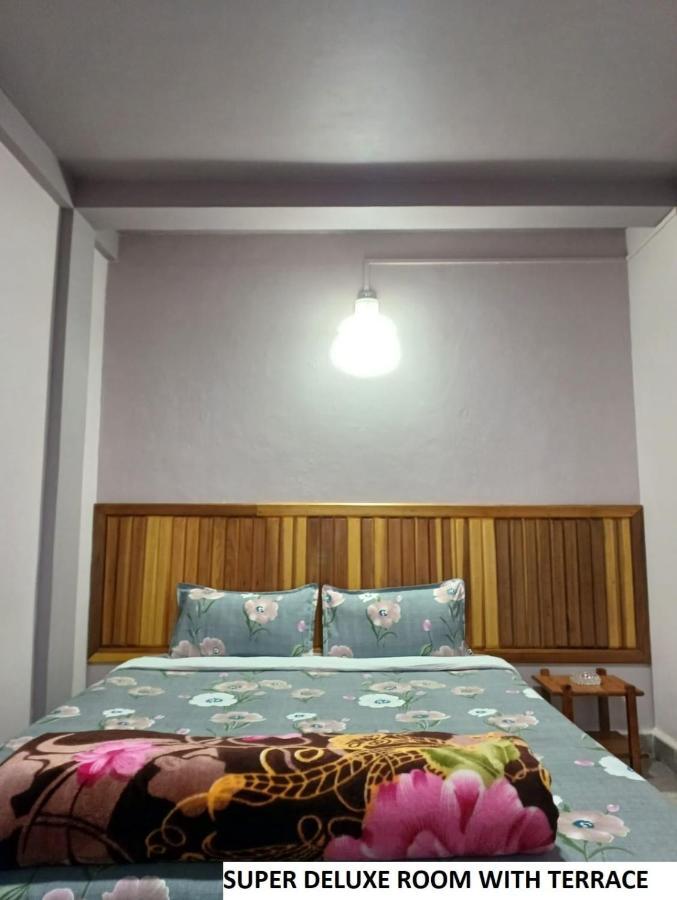 Odyssey'S Pateng Homestay, Čérápuňdží Exteriér fotografie